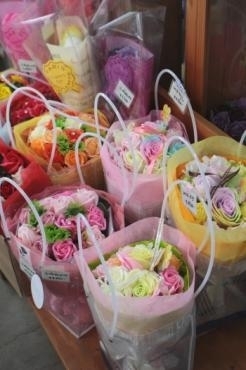 母の日準備中～｜「アグレアーブル花や」　（徳島県吉野川市の花キューピット加盟店 花屋）のブログ