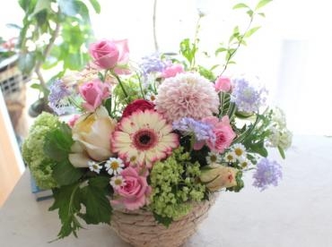 母の日繁忙期に入ってます。「アグレアーブル花や」（徳島県吉野川市の花屋）のギャラリー写真